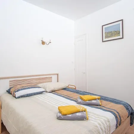 L'appel De La - Front De Parking Privatif アパート *