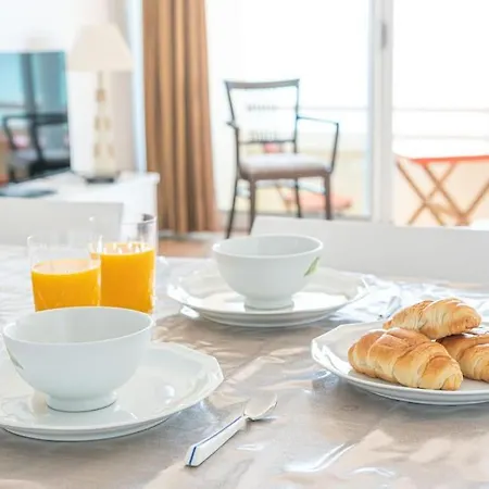 L'appel De La - Front De Parking Privatif Apartamento Étretat