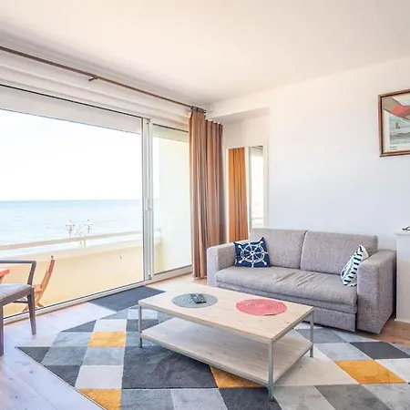 L'appel De La - Front De Parking Privatif Apartamento