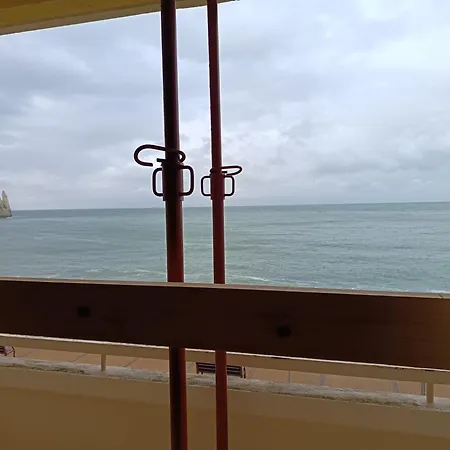 L'appel De La - Front De Parking Privatif Etretat