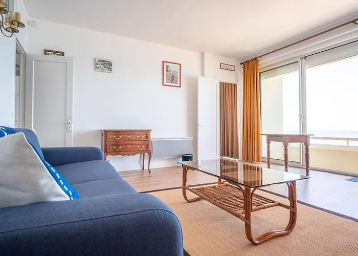 L'appel De La - Front De Parking Privatif Étretat