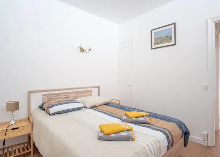 L'appel De La - Front De Parking Privatif Apartment *