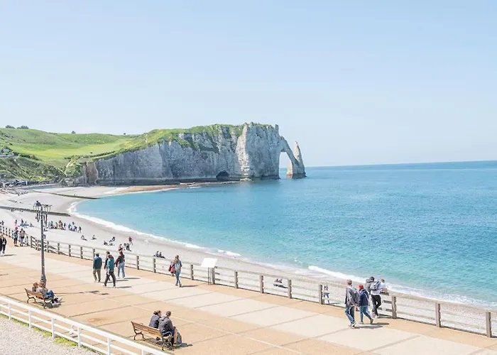 L'appel De La - Front De Parking Privatif Apartment Etretat
