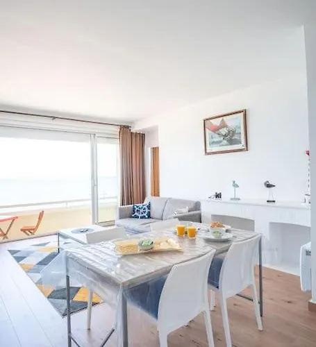 L'appel De La - Front De Parking Privatif * Etretat